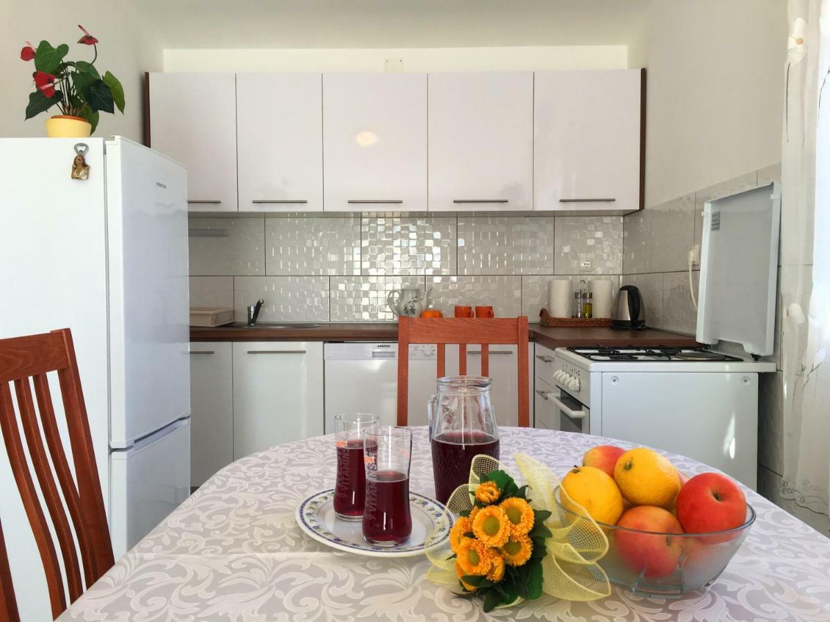Apartment Marica Поседар'є Екстер'єр фото