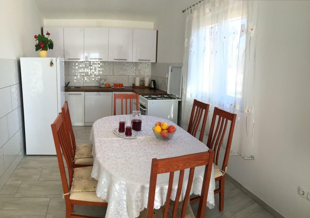 Apartment Marica Поседар'є Екстер'єр фото