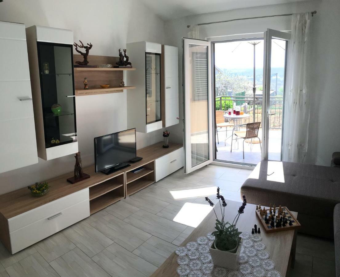 Apartment Marica Поседар'є Екстер'єр фото